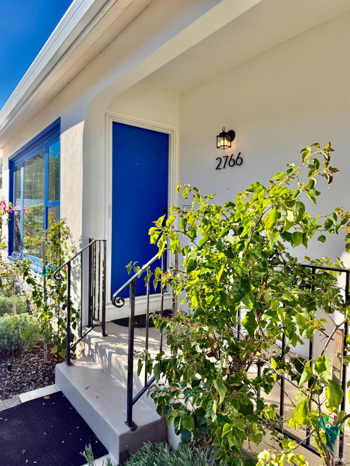 2766 Iowa Street
