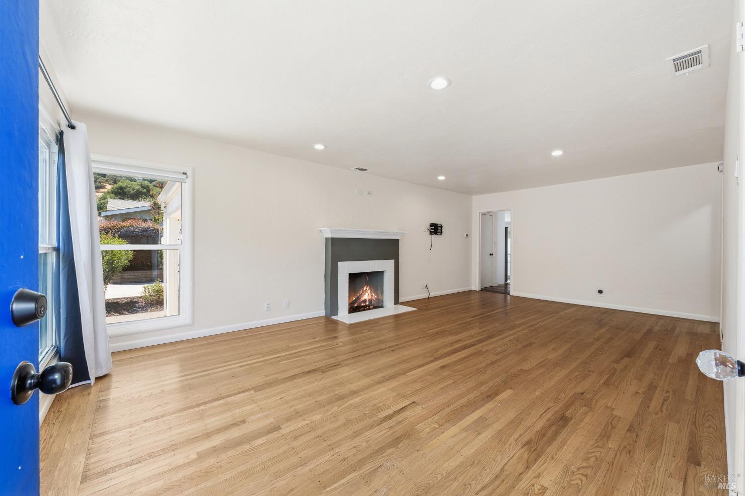 2766 Iowa Street