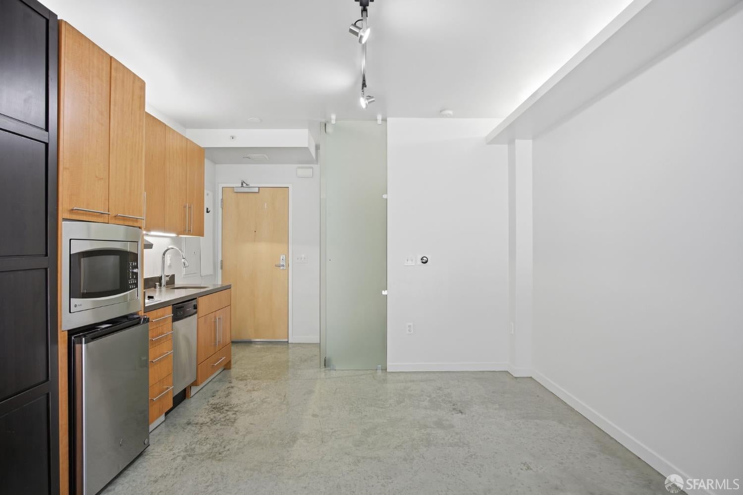 766 Harrison Street 214