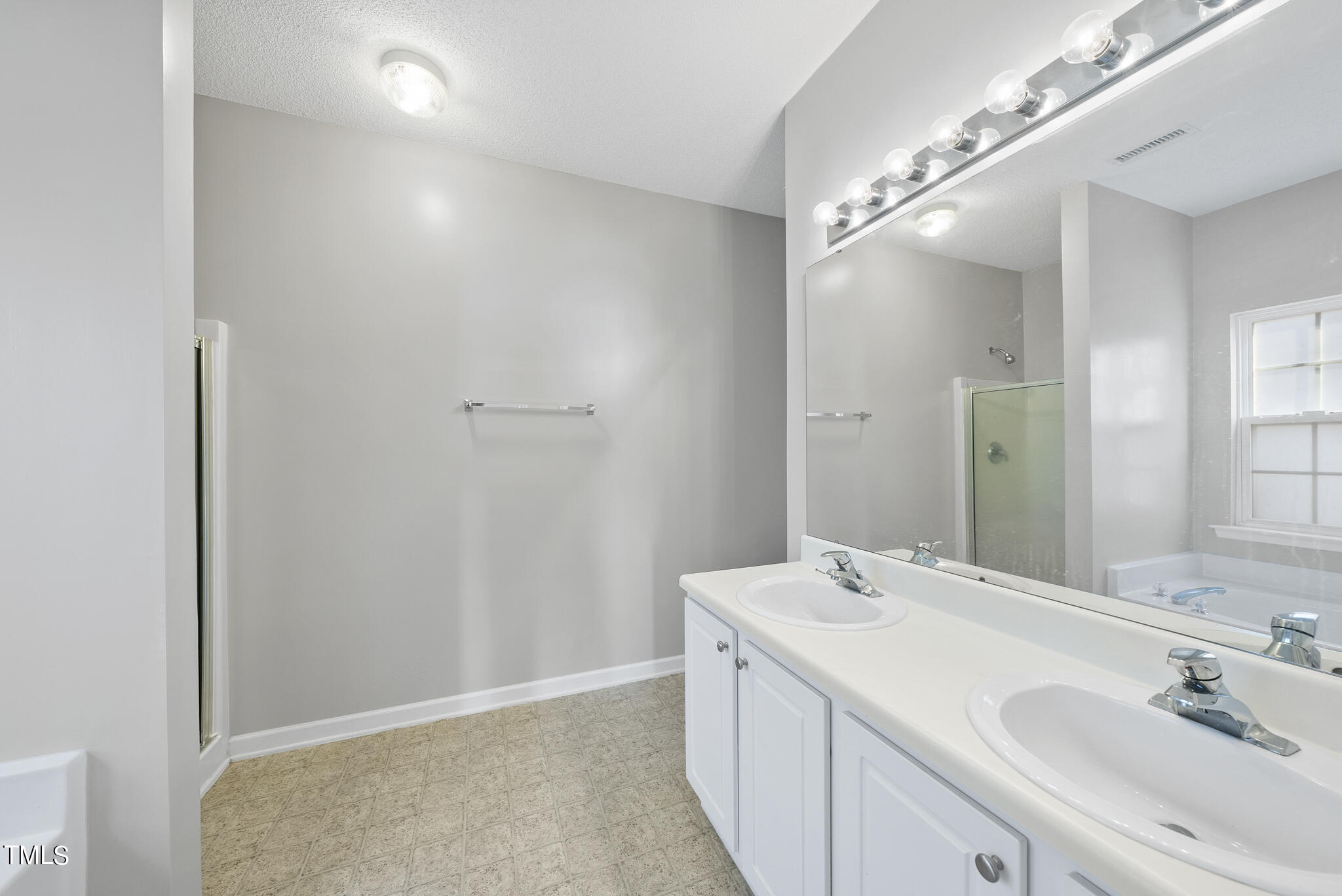 3101 Locust Grove Drive, Apex NC, 27539