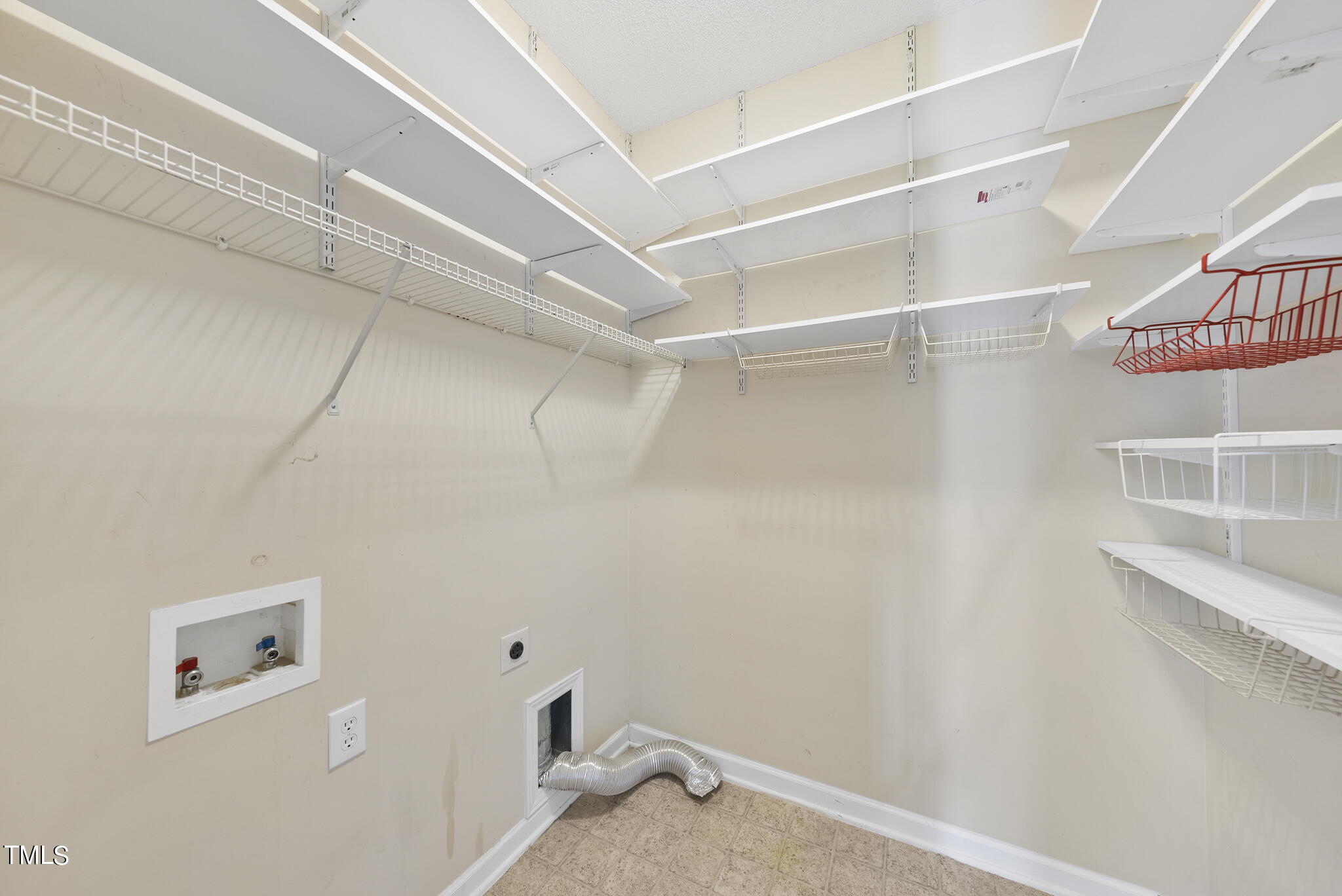 3101 Locust Grove Drive, Apex NC, 27539