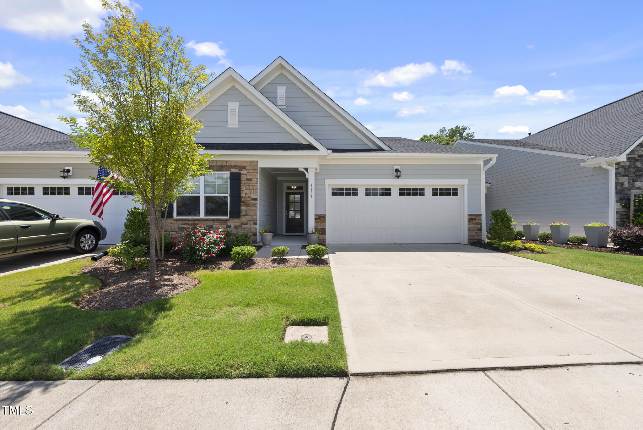 1125 Surveyor Drive