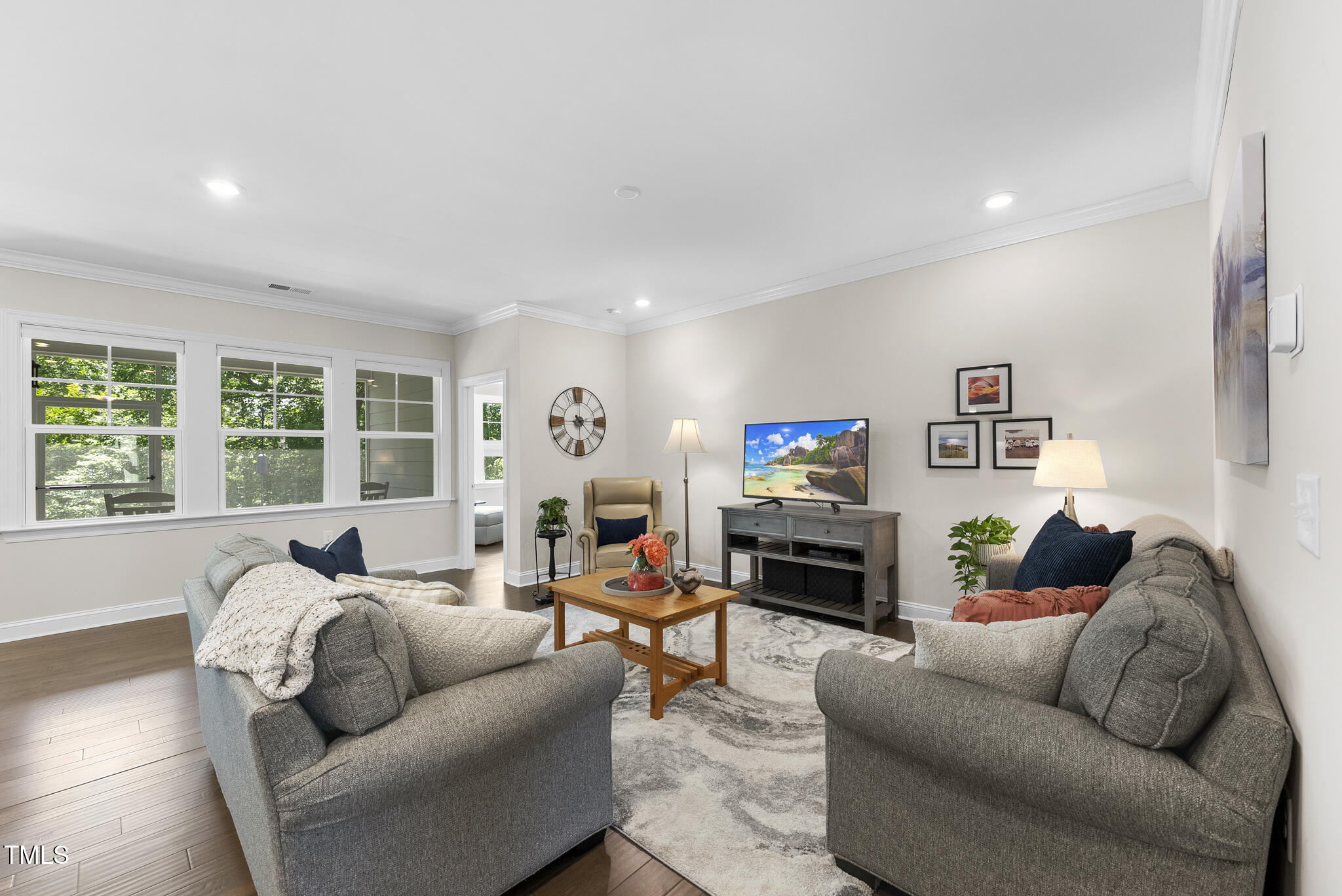 1125 Surveyor Drive