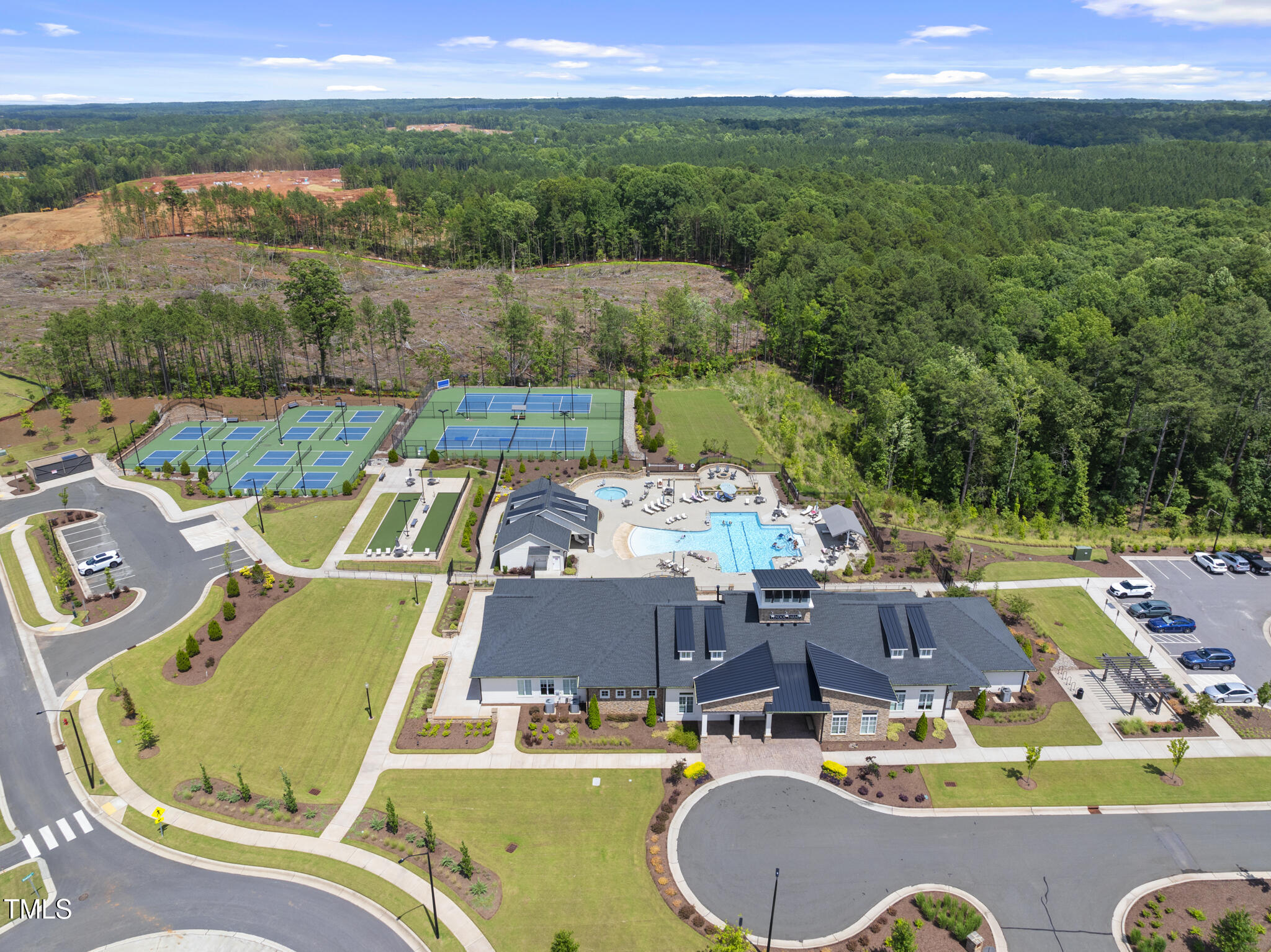 1125 Surveyor Drive
