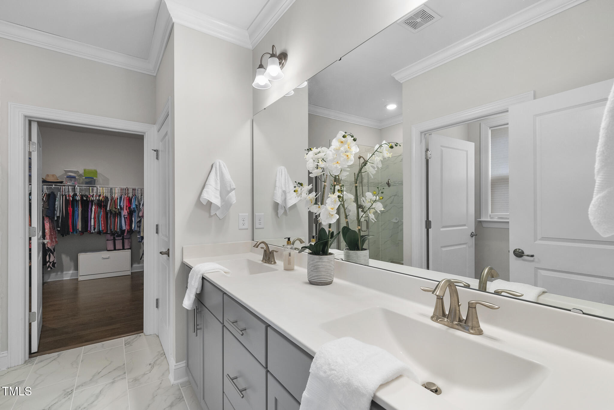 1125 Surveyor Drive
