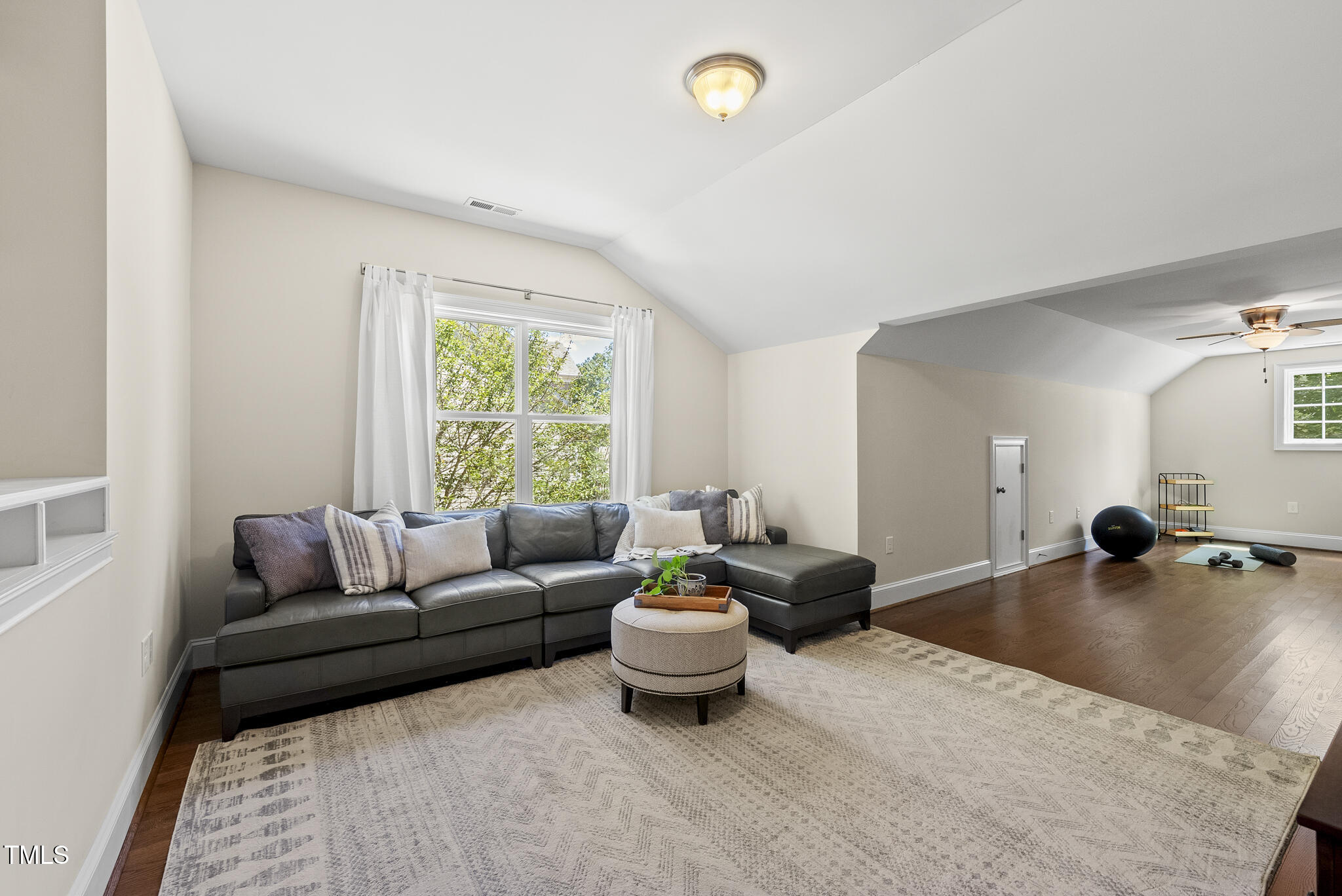 8516 Newberry Grove Drive