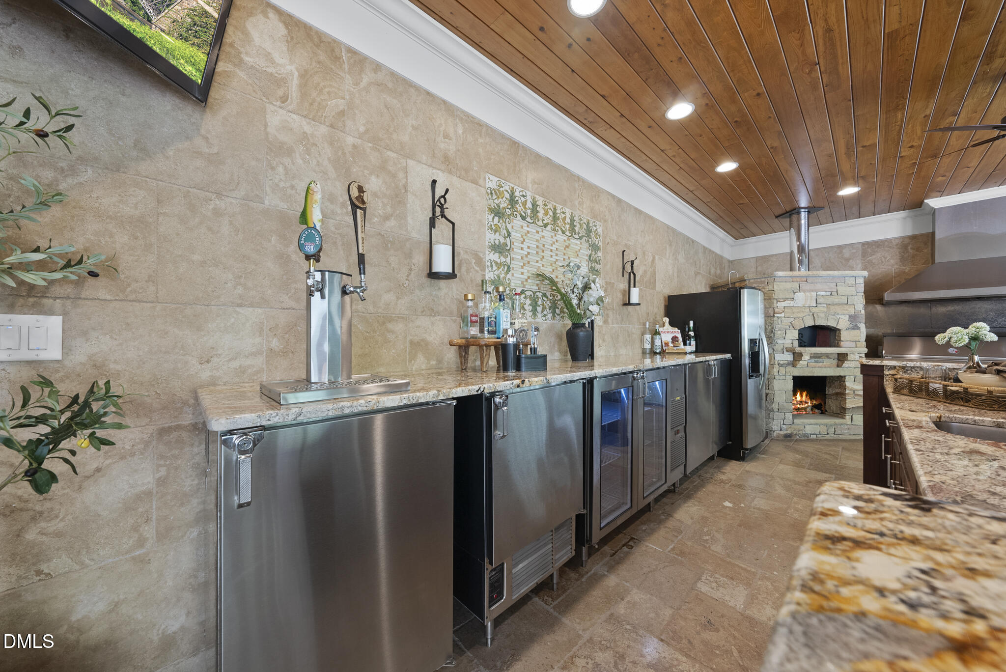 105 Balzac Court