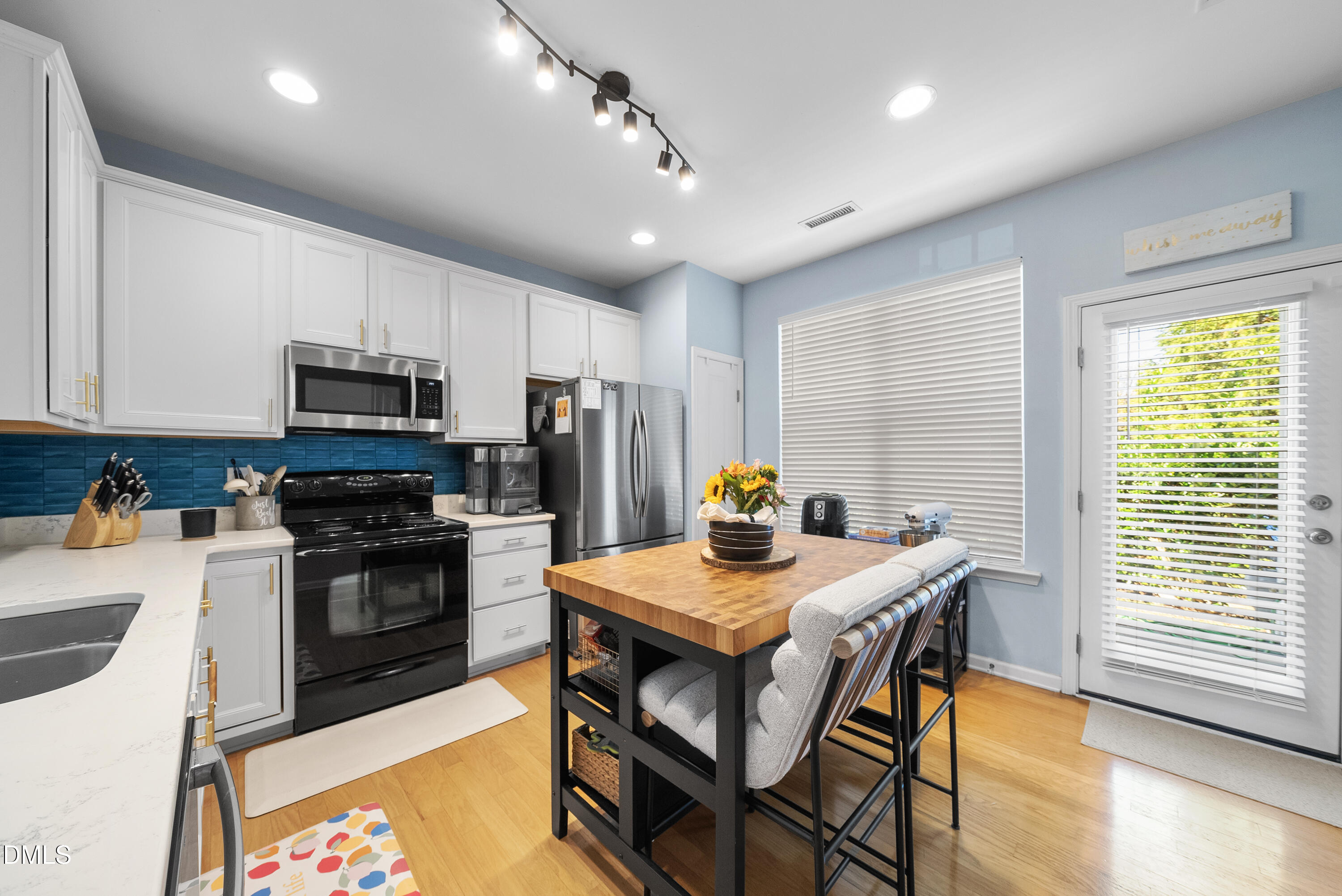 6025 History Trail, Raleigh