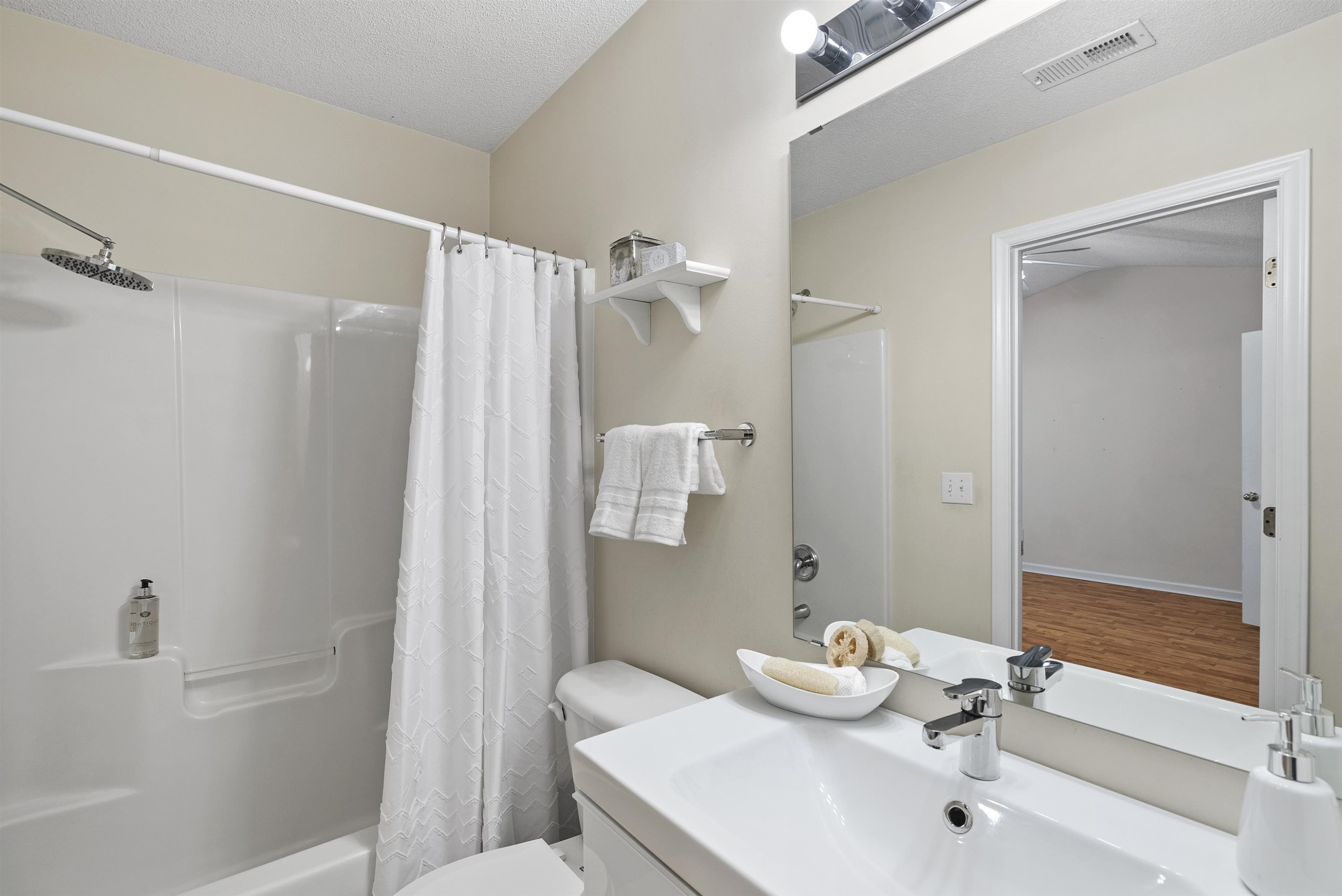 136 Orchard Park Drive, Cary NC, 27513