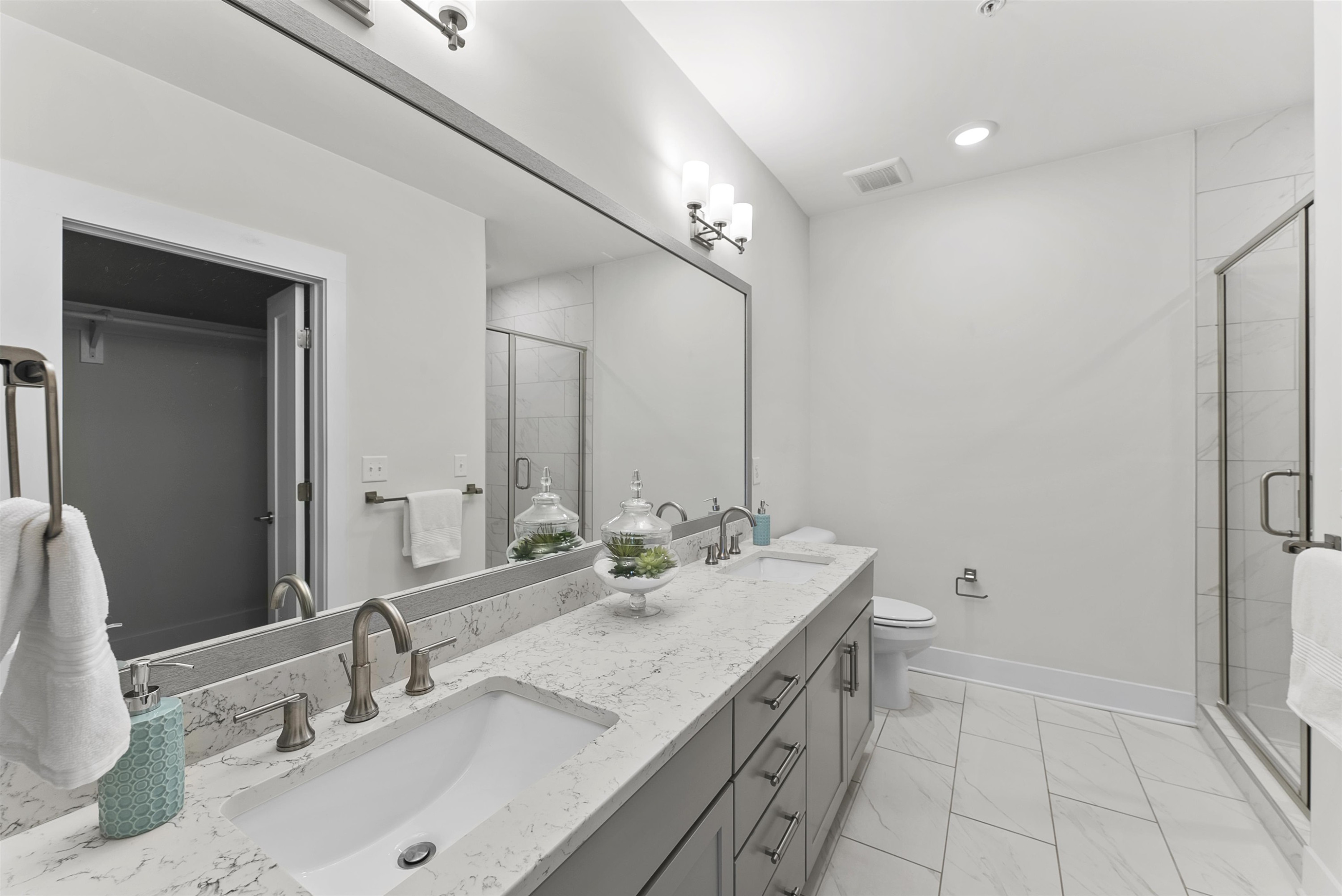 105 Chatham Walk Lane # 304, Cary NC, 27511
