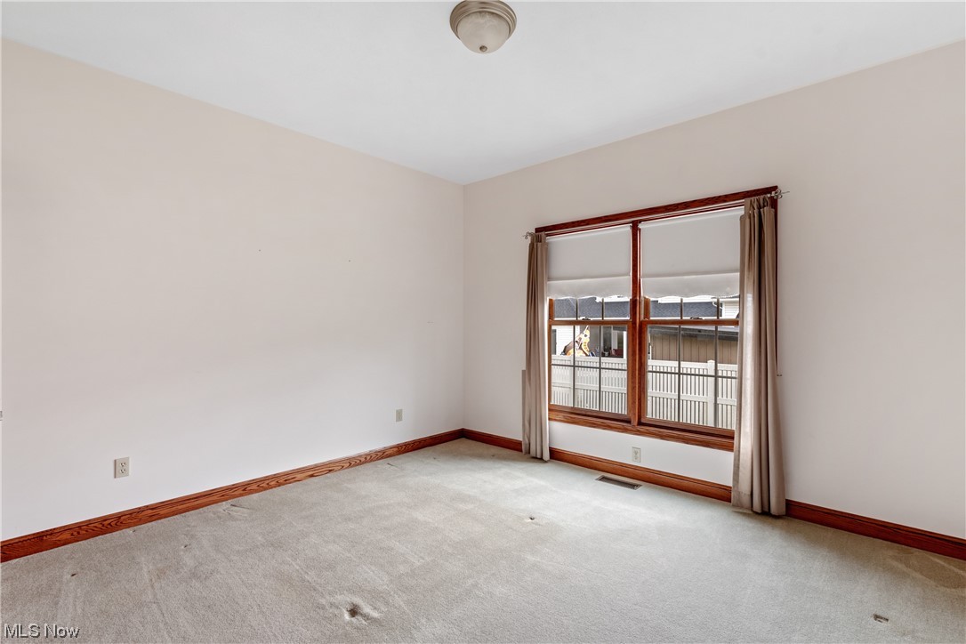 882 Laurel Circle