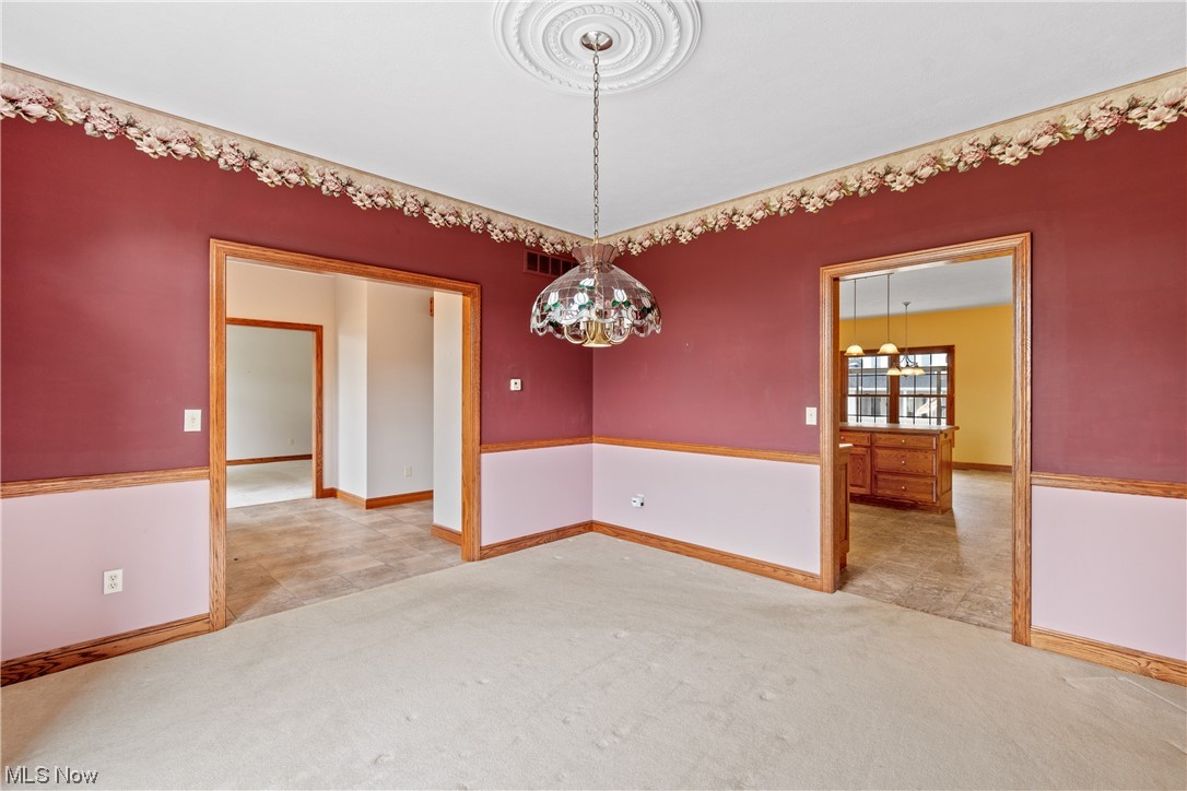 882 Laurel Circle