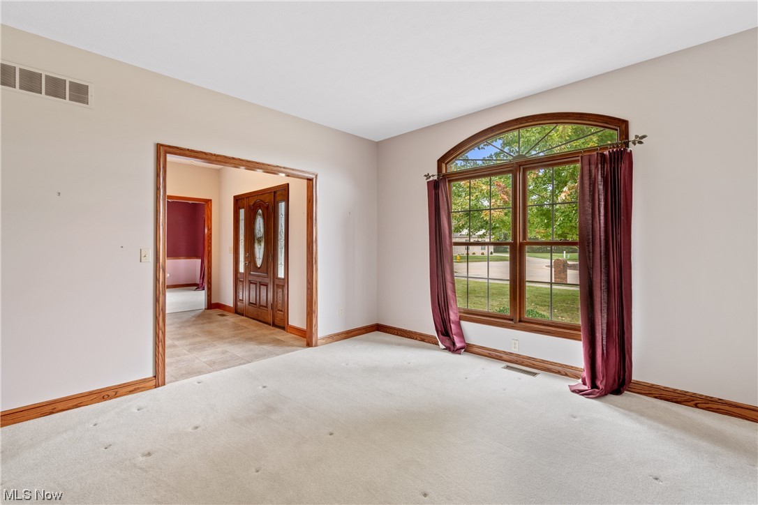 882 Laurel Circle