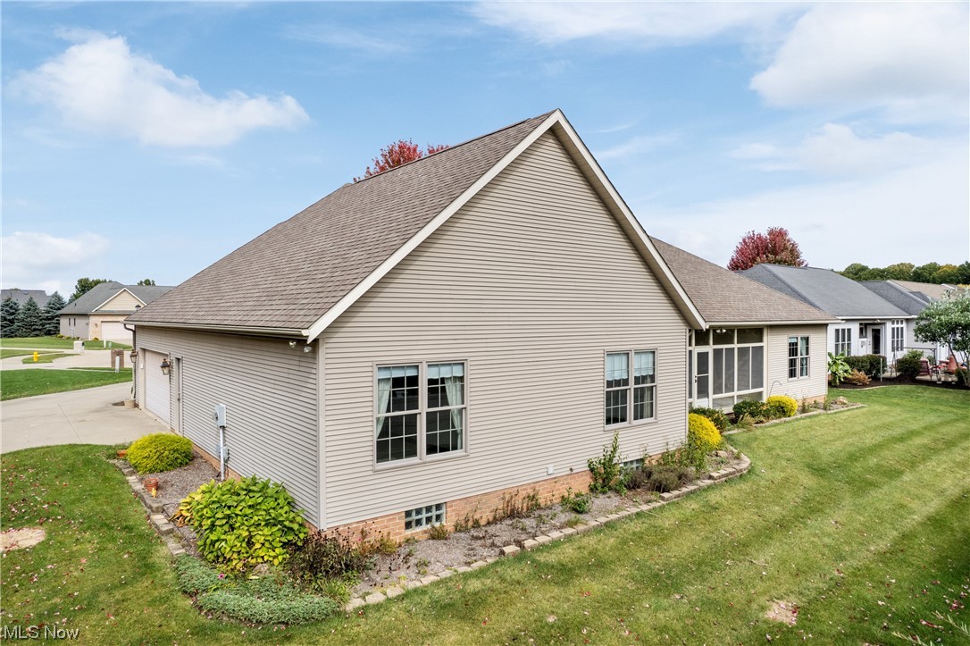 882 Laurel Circle