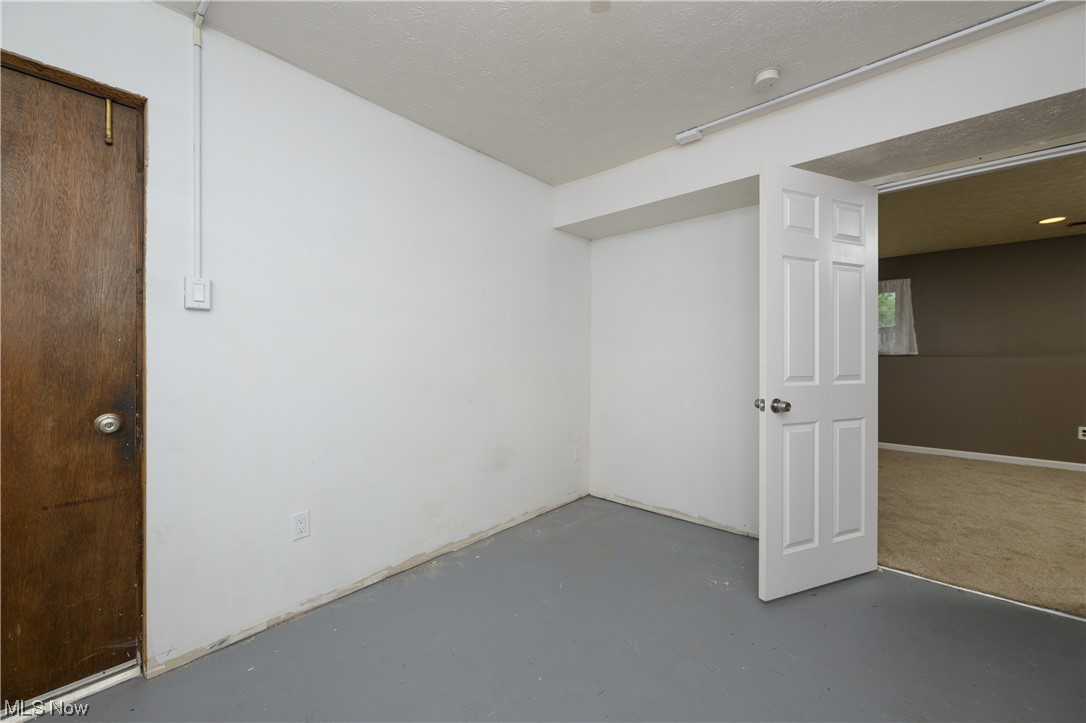 1284 Highwood Drive