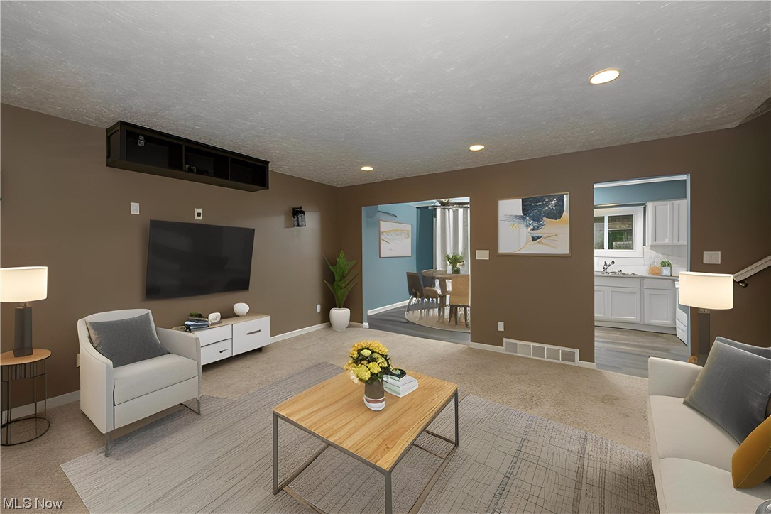 1284 Highwood Drive