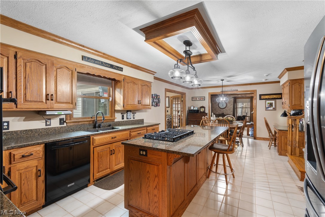 1350 Highwood Drive