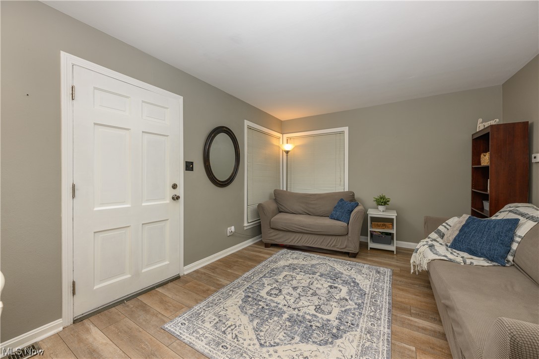 3143 Oakwood Drive