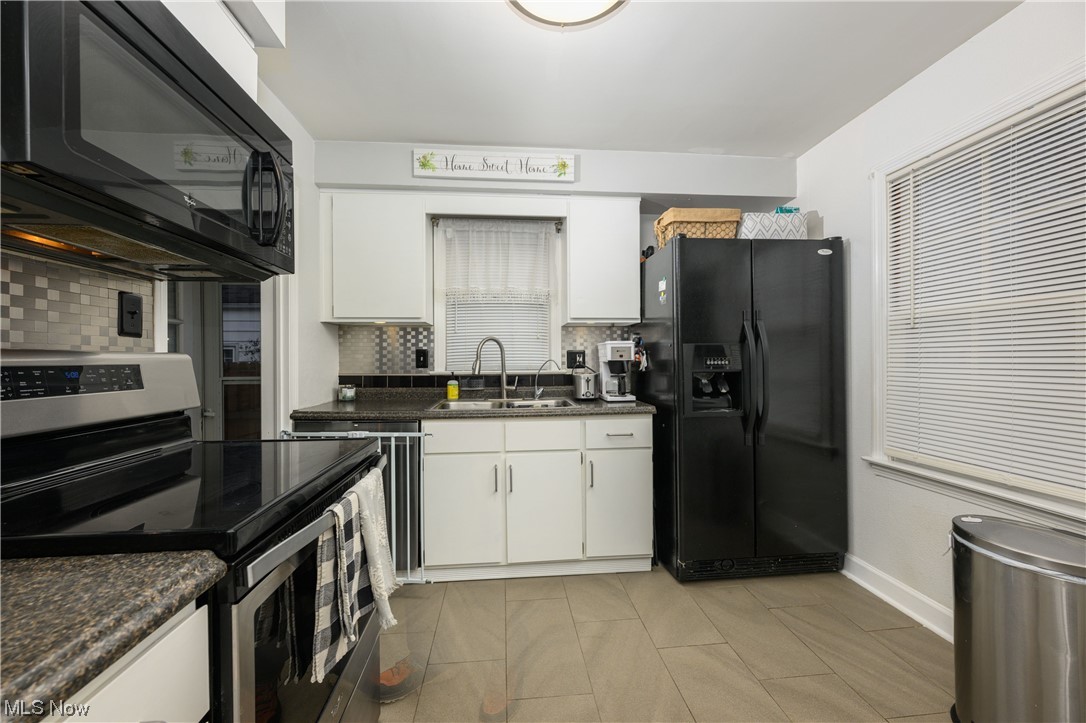 3143 Oakwood Drive