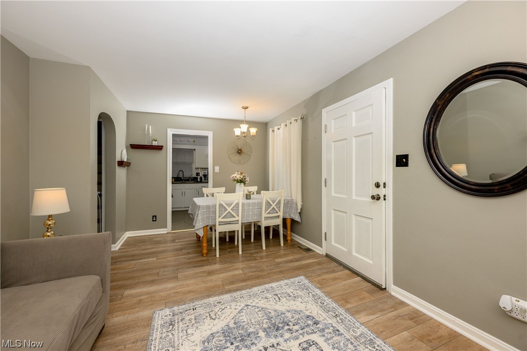 3143 Oakwood Drive
