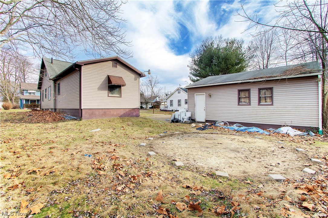 423 Gobel NE