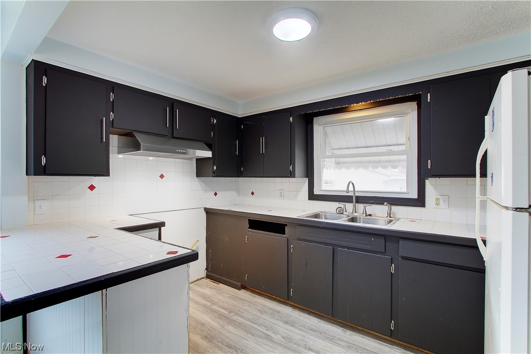 423 Gobel NE