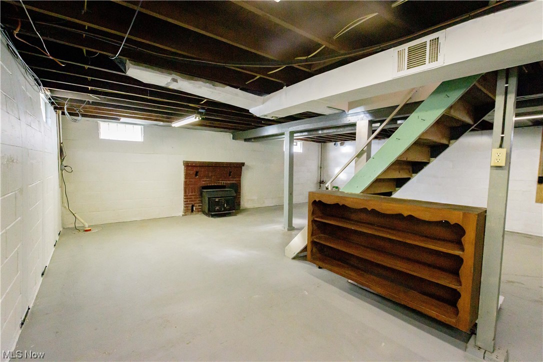 232 Stewart Avenue NW