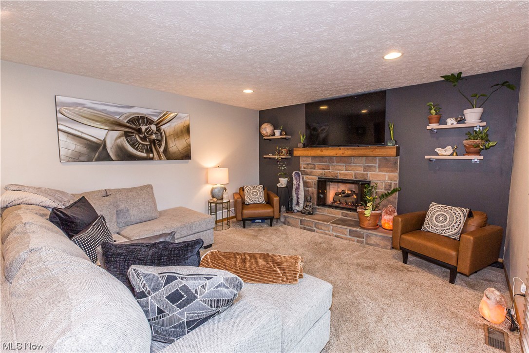 2460 Malone SE