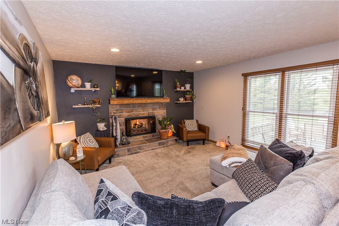 2460 Malone SE