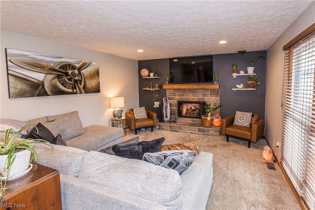 2460 Malone SE