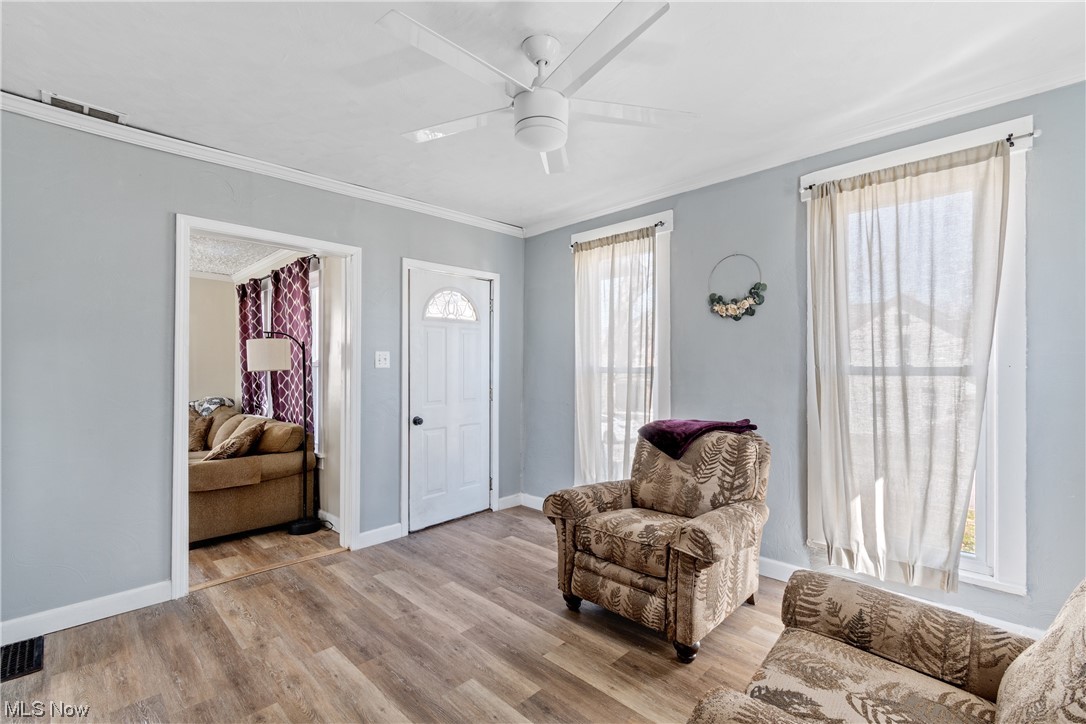 27 10th Street SW