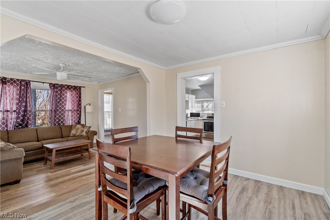 27 10th Street SW