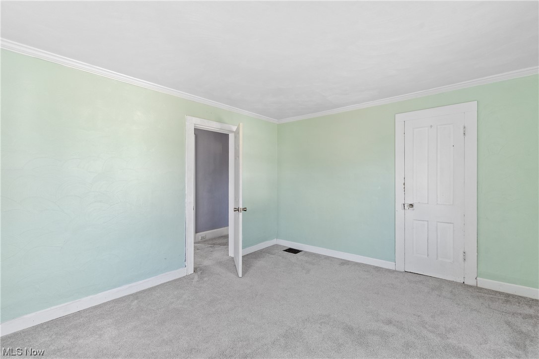 27 10th Street SW
