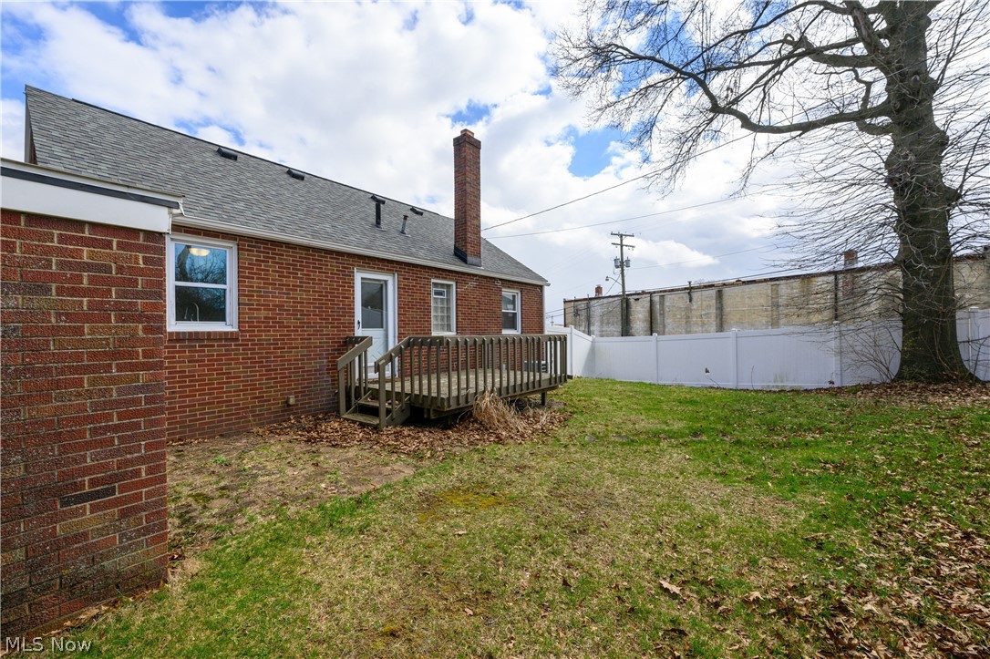 2587 Clearview Avenue