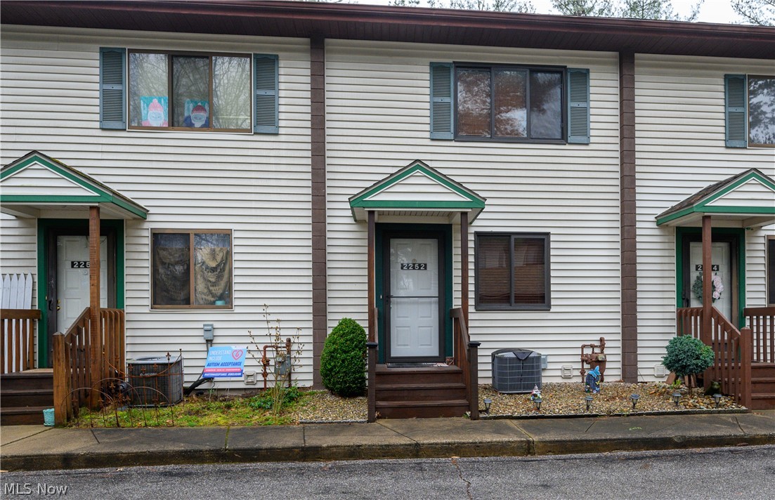 2252 Pine Top Court