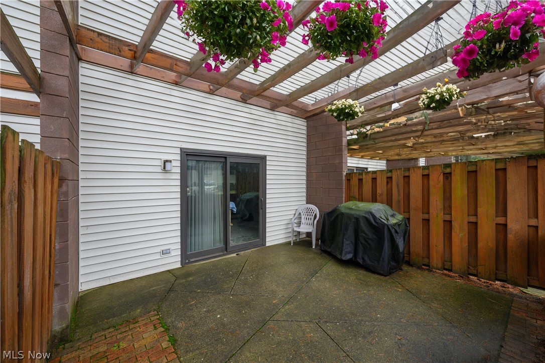 2252 Pine Top Court