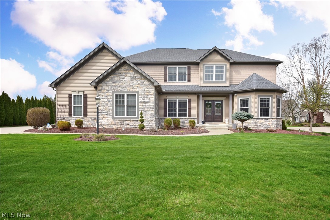 6607 Woodbridge Circle NW