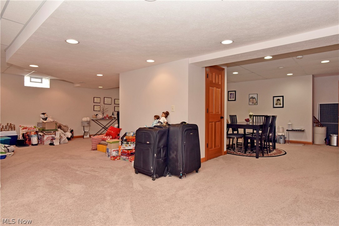 6607 Woodbridge Circle NW