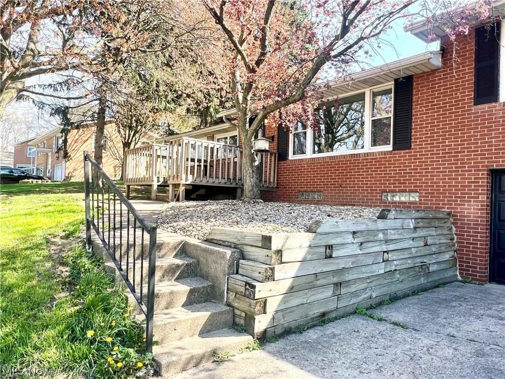 174 Mount Marie Avenue NW