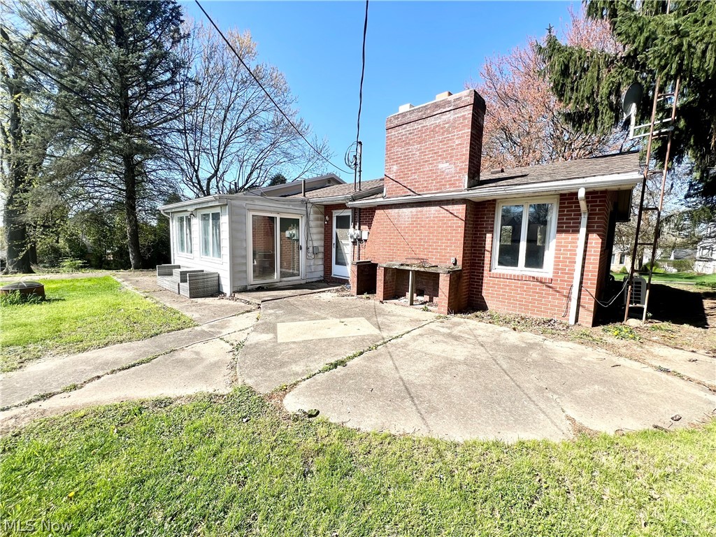 174 Mount Marie Avenue NW