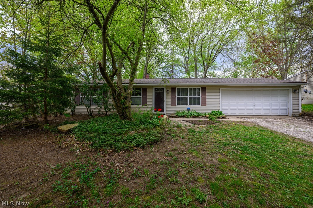 3055 Polly Road