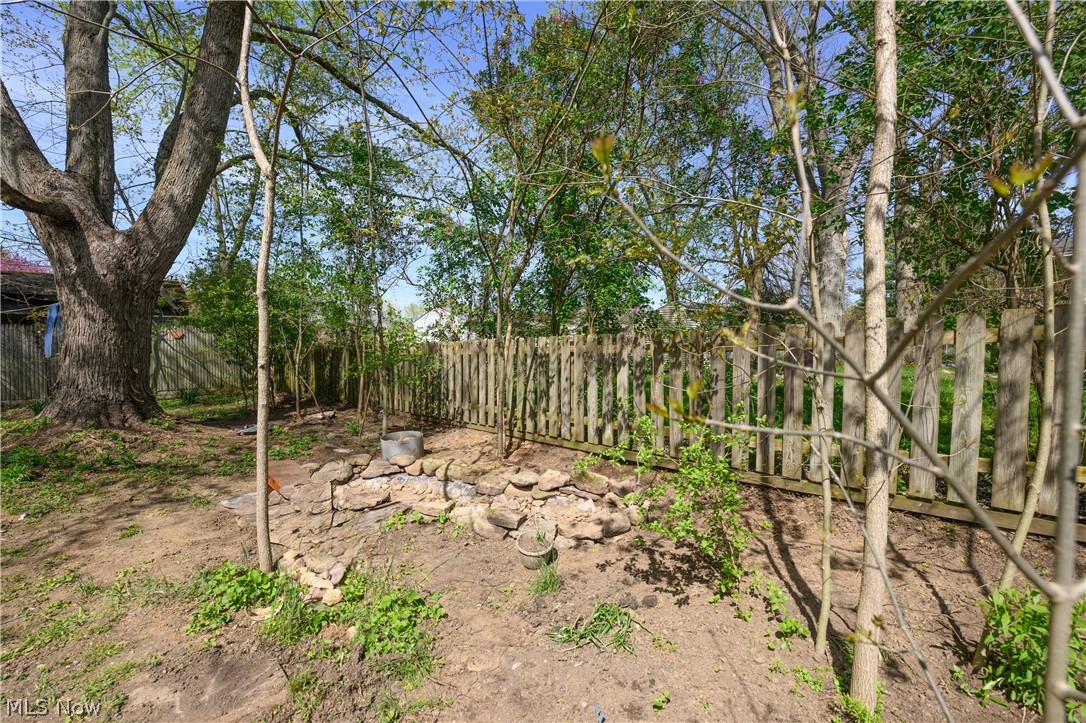 3055 Polly Road