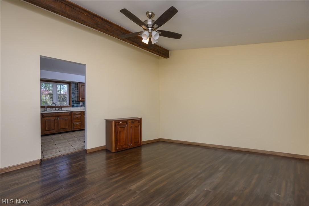 3055 Polly Road