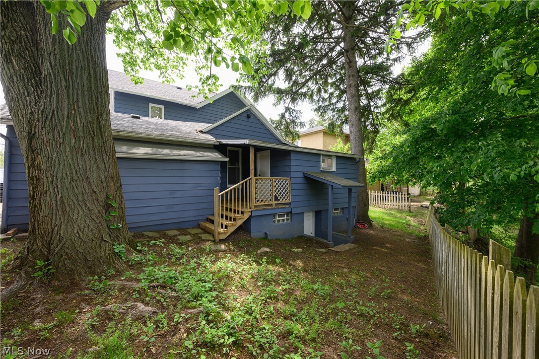 726 Lincoln Way NW