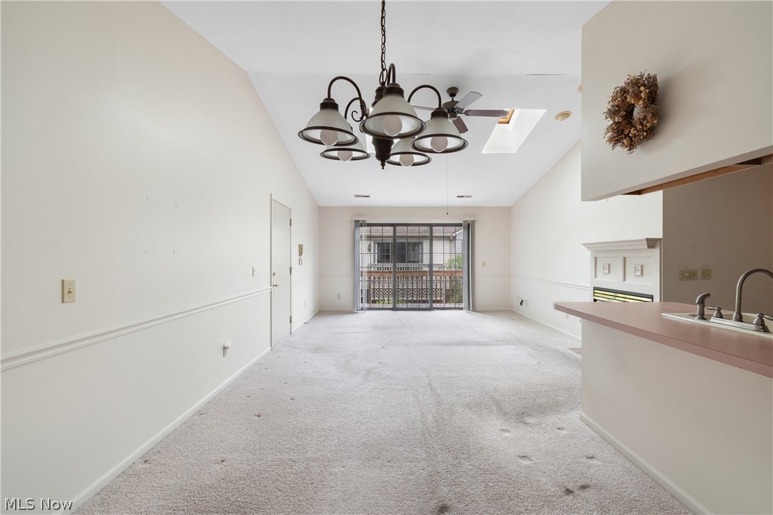 142 Holl Road NE