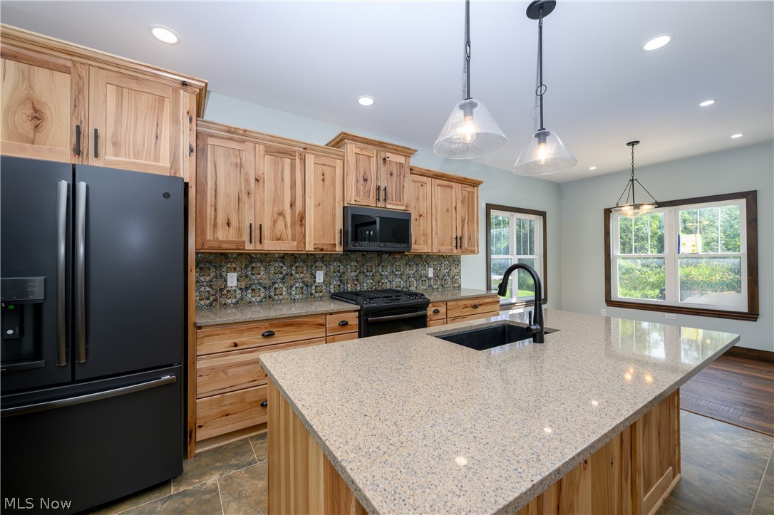 8177 S Cleveland Massillon Road 44