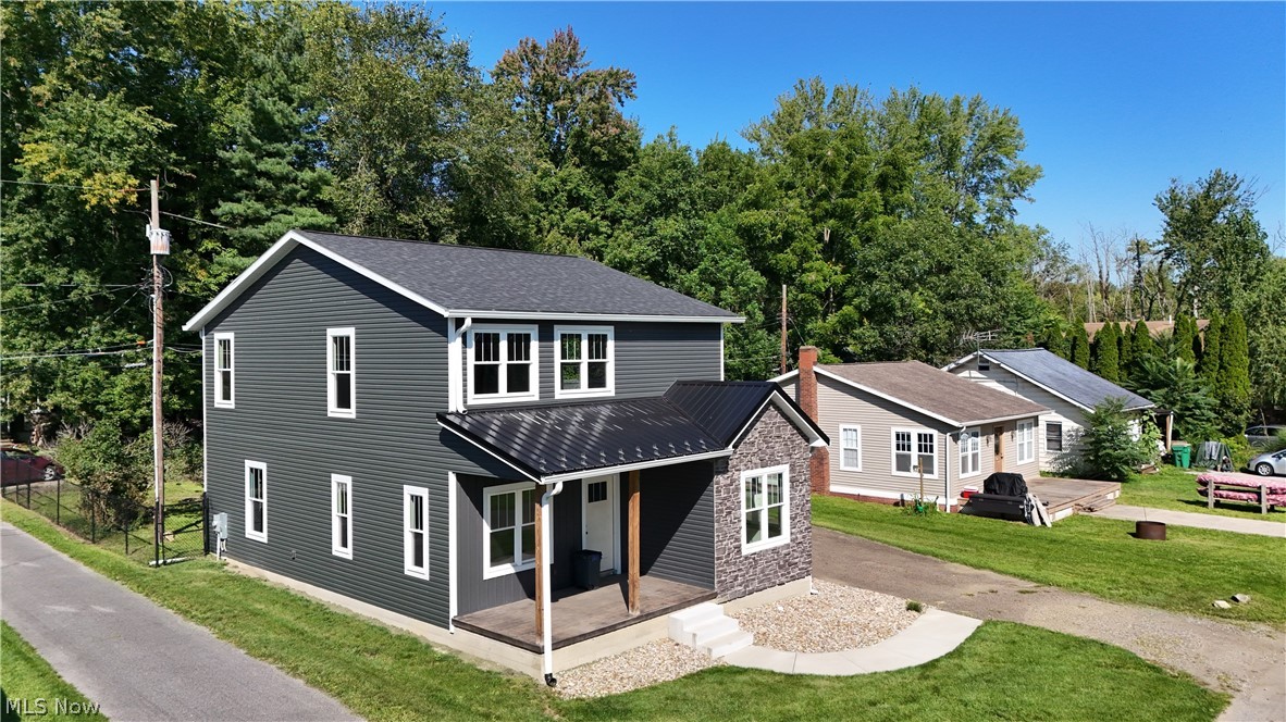 8177 S Cleveland Massillon Road 44