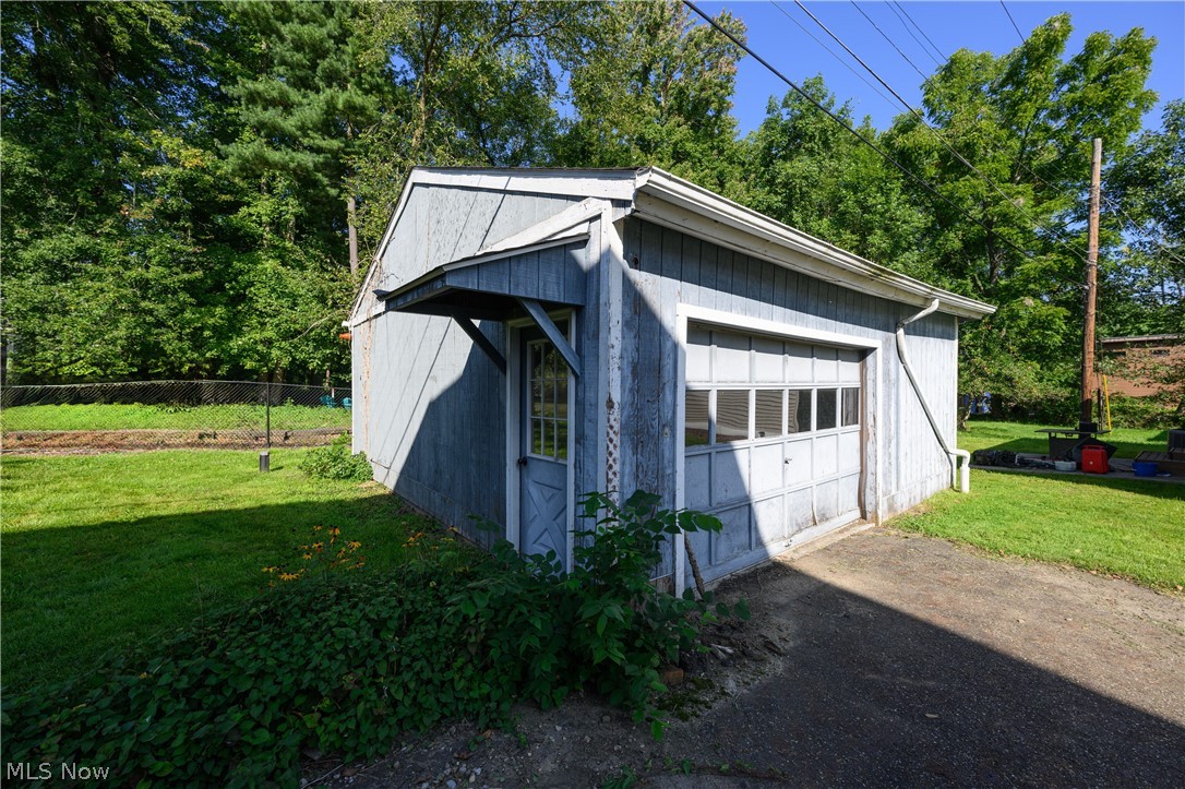 8177 S Cleveland Massillon Road 44