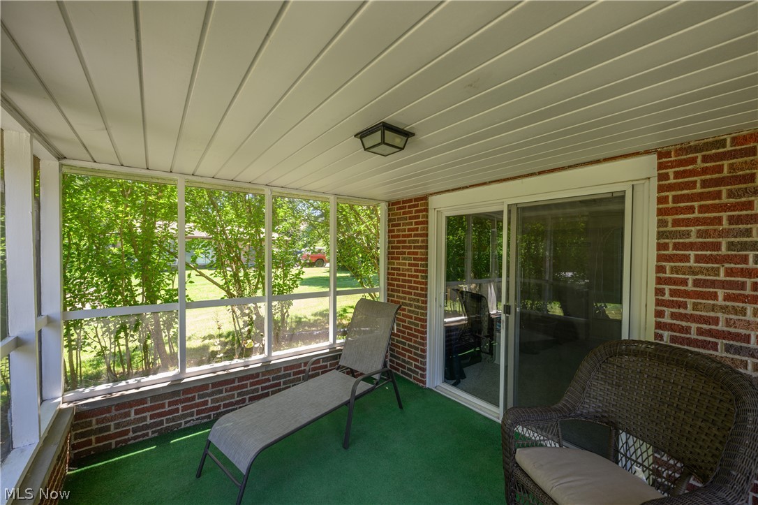 1110 Singing Brook Avenue NW