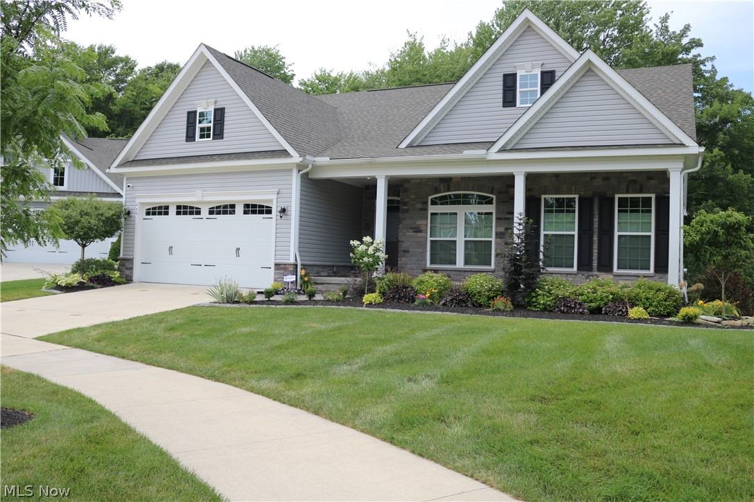 440 Lakeland Way